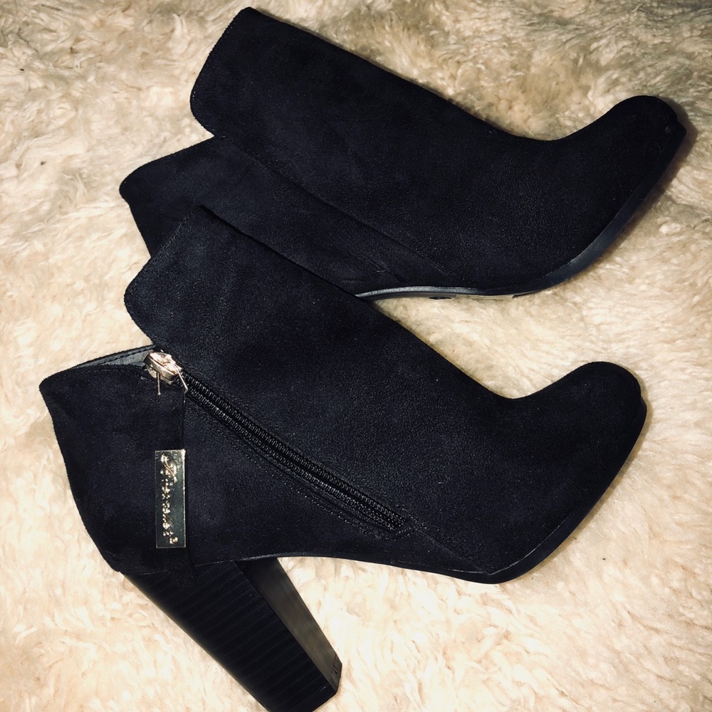 BRAND NEW!!! Velvet booties